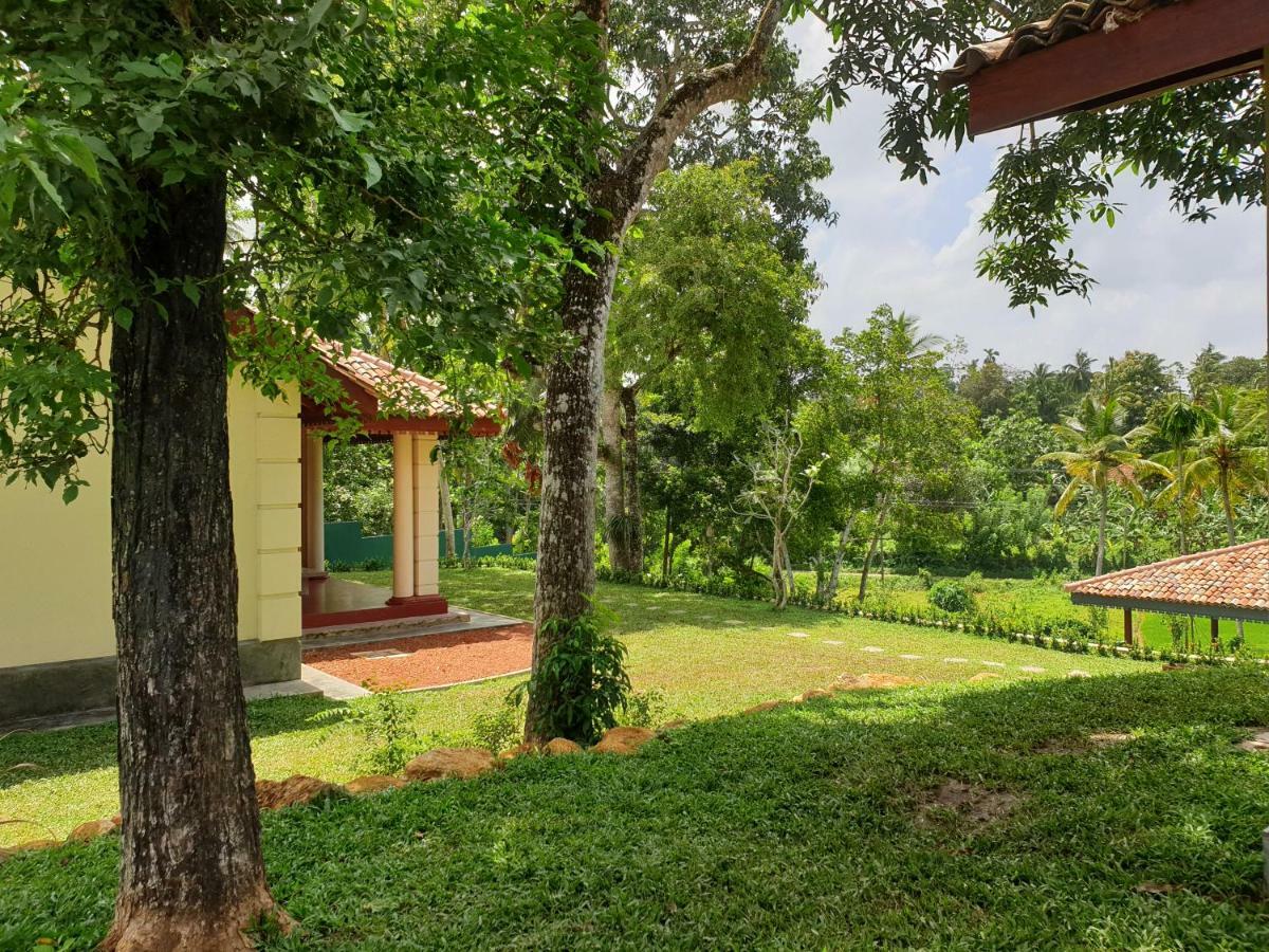 The Mugatiya Villa Ahangama Exterior photo