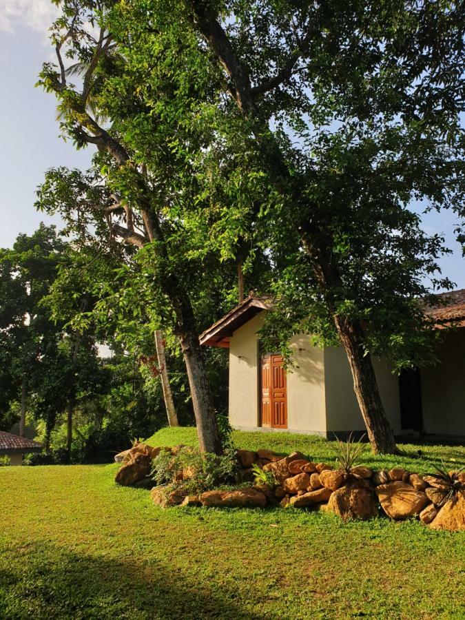 The Mugatiya Villa Ahangama Exterior photo